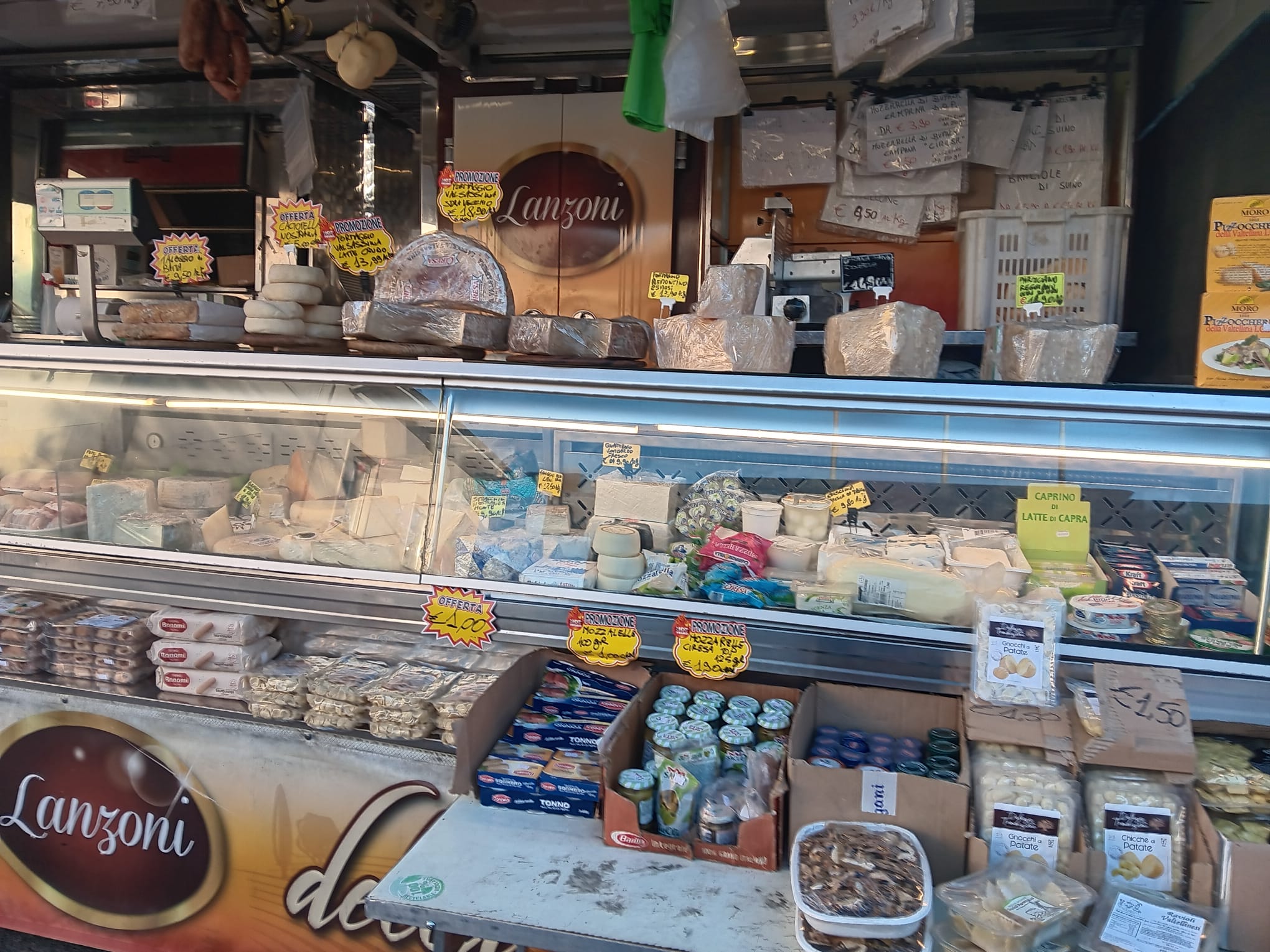 mercato spaccio carni lanzoni stezzano